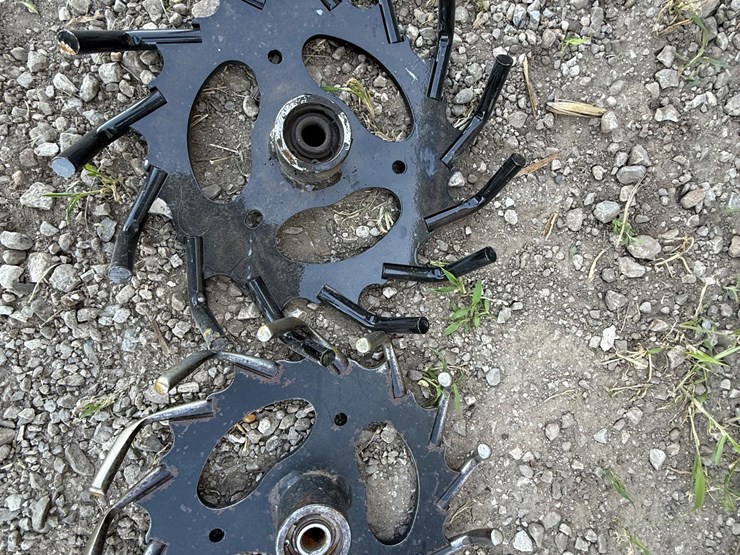 schlagel-pw-193nt-posi-close-closing-wheels-image-15