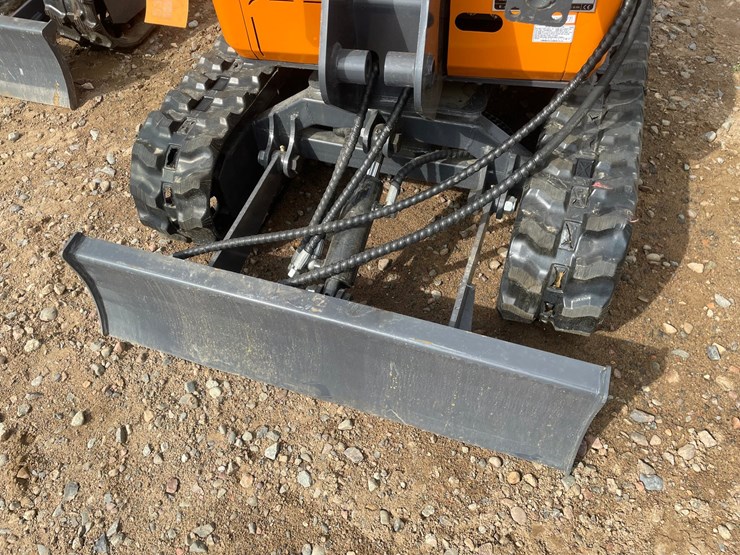 #2014-•-unused-2026-landhonor-mini-excavator-image-6