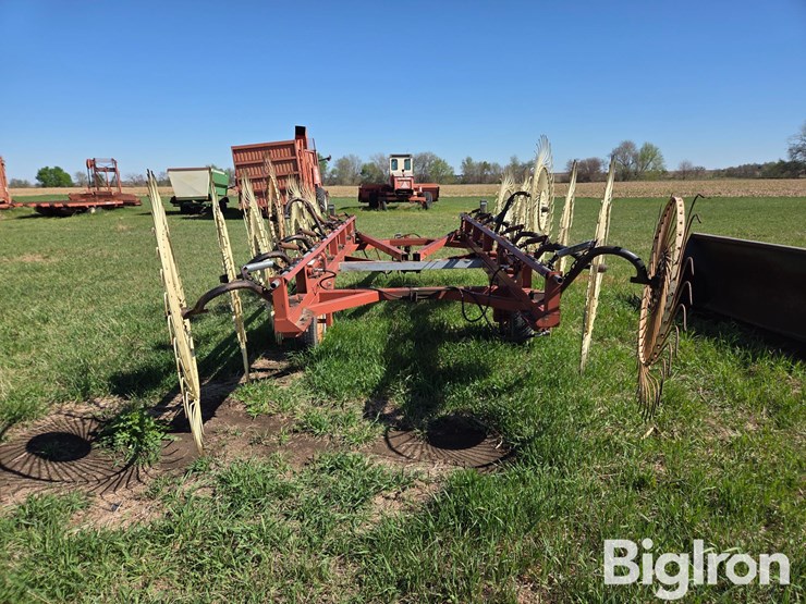 hesston-3980-image-6