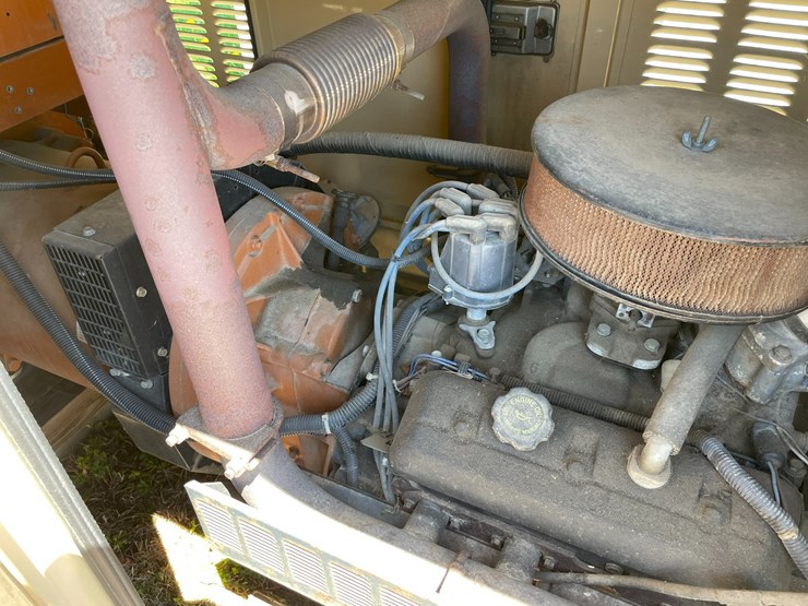 #7057-•-generac-2000-series-natural-gas-generator-(deerbrook,-wi)-image-10