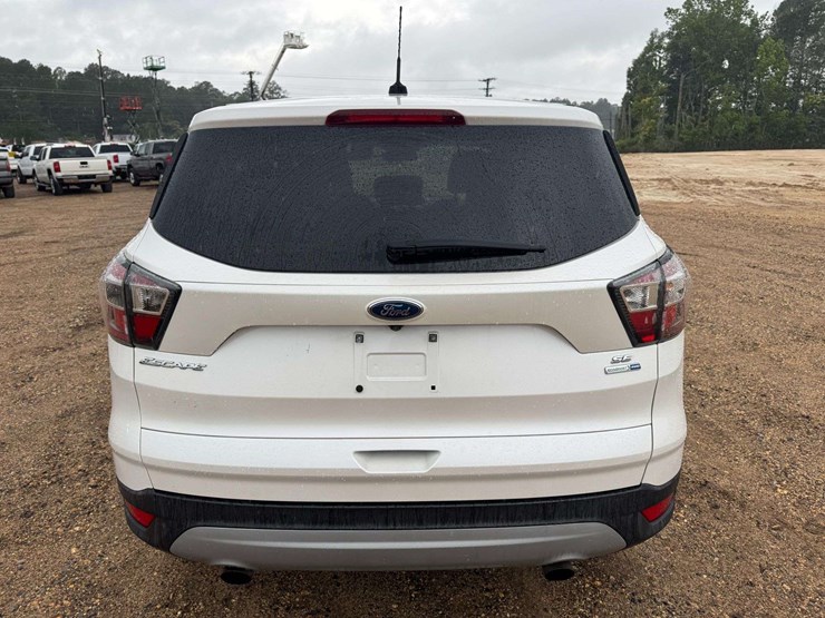 2017-ford-escape-image-6