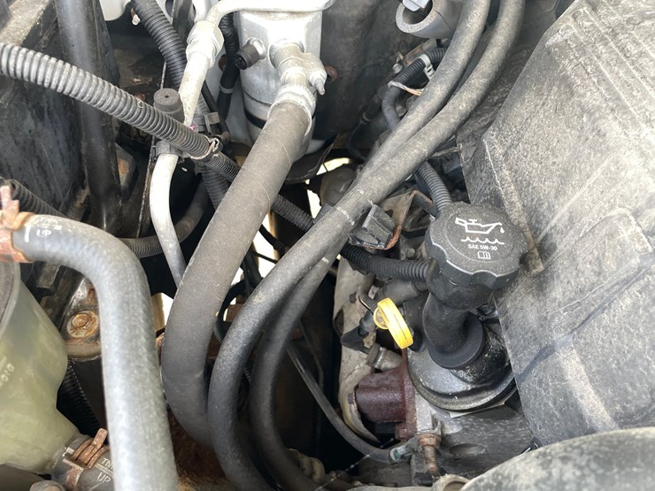 2010-chevrolet-silverado-1500-lt-image-93
