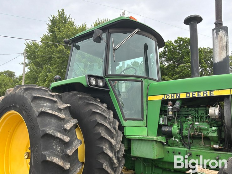 1983-john-deere-4450-image-18