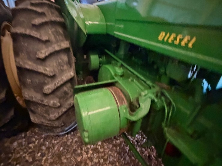 john-deere-r-image-37
