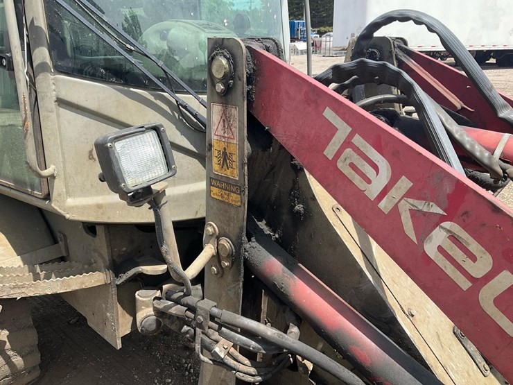 2018-takeuchi-tw65-image-15