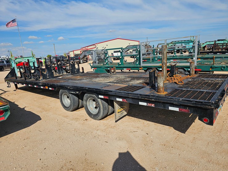 2018-big-tex-32’-x-102”-t/a-gooseneck-wireline-tool-trailer-image-3