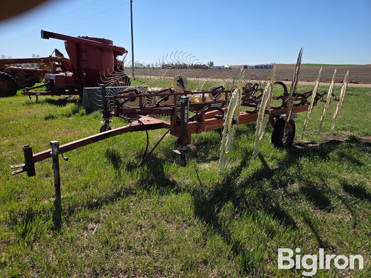 hesston-3980-image-1