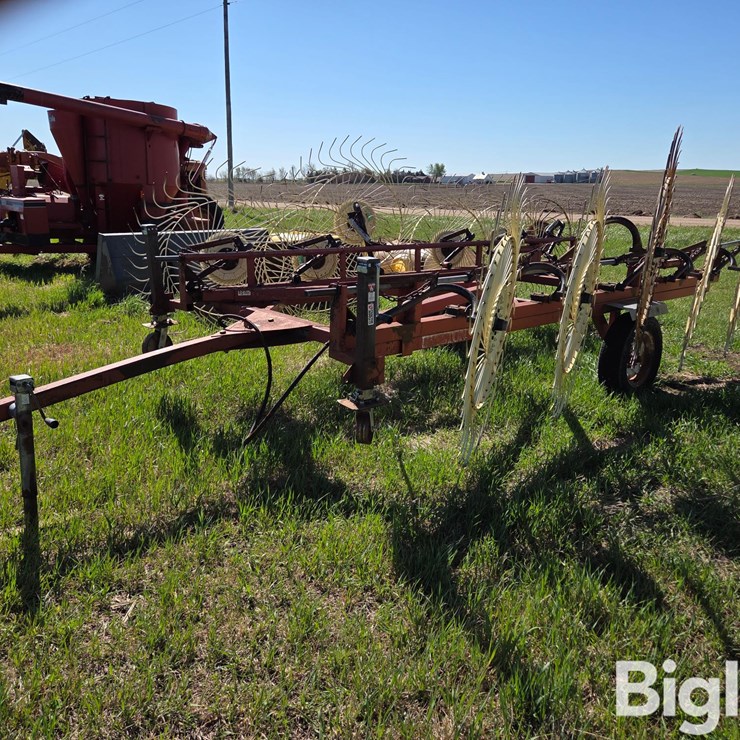 HESSTON 3980