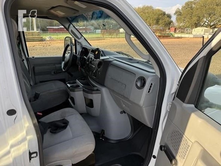 2012-ford-f450-image-5