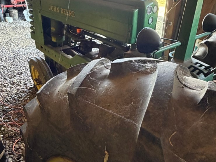 john-deere-b-image-23