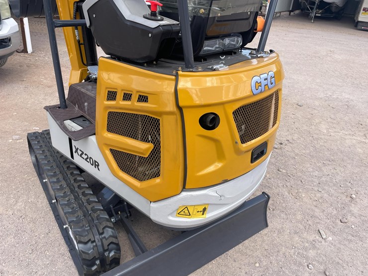 #2663-•-unused-cfg-mini-excavator-image-44