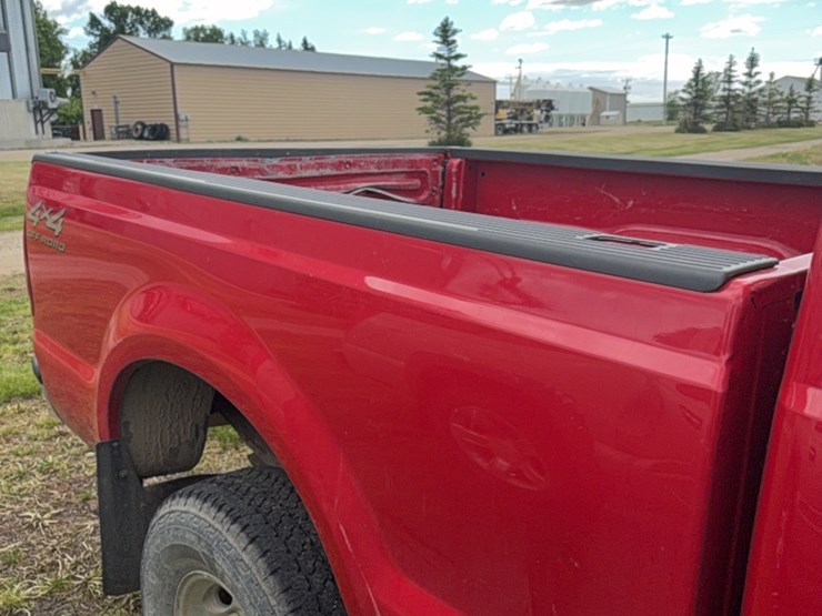 2001-ford-f350-image-16