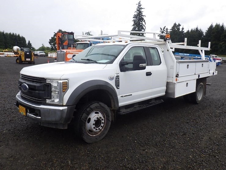 2018-ford-f450-sd-image-1