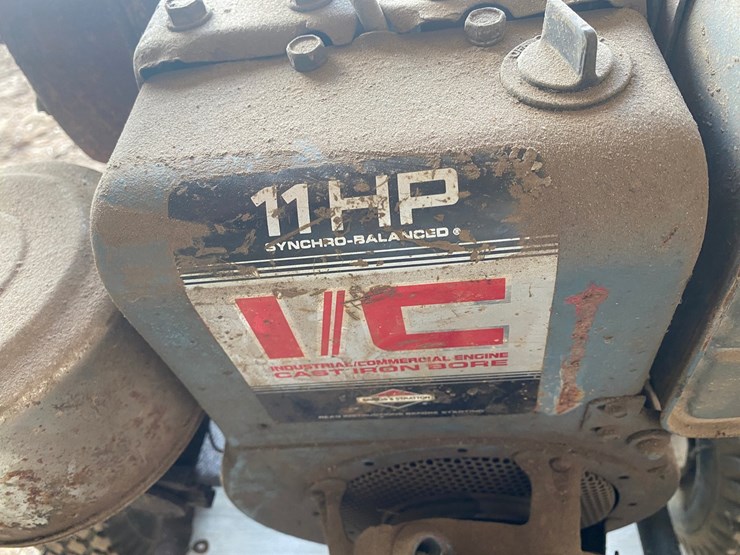#7073-•-baumac-gas-powered-pressure-washer-(deerbrook,-wi)-image-10