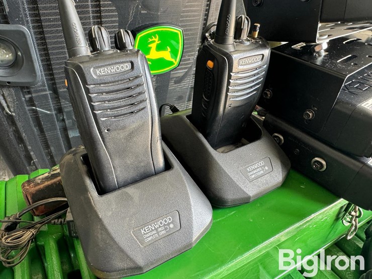 kenwood-2-way-radios-image-7