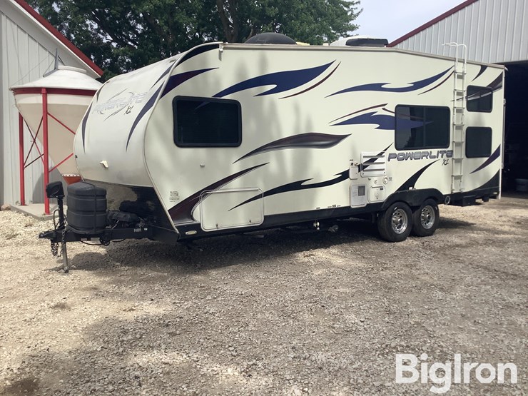 2013-pacific-coach-works-powerlite-toy-hauler/camper-image-1