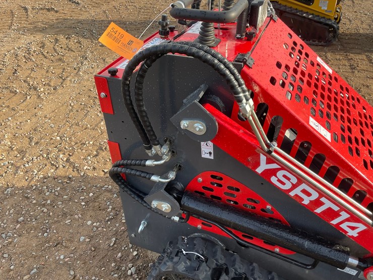 #2008-•-2026-agt-ysrt14-skid-steer-loader-image-8