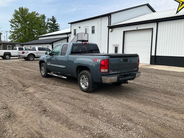 2009-gmc-sierra-1500-image-7