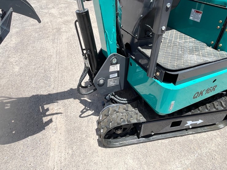 #2659-•-unused-cfg-mini-excavator-image-17
