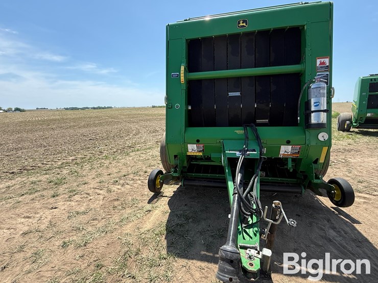 2012-john-deere-568-image-2