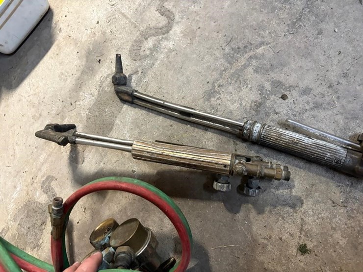 torch-hose-&-cutters-image-4