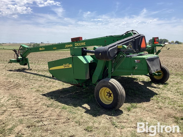 2006-john-deere-946-image-7