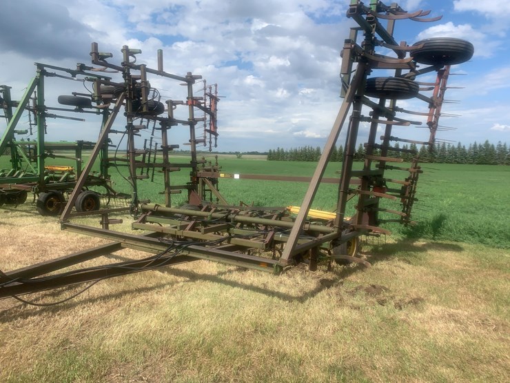 john-deere-110-image-1