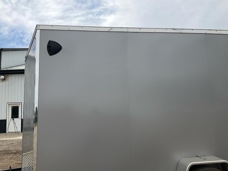 2024-haulin-31'-x-102"-image-17