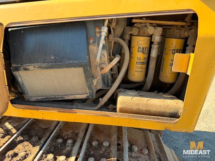caterpillar-d5k-image-23