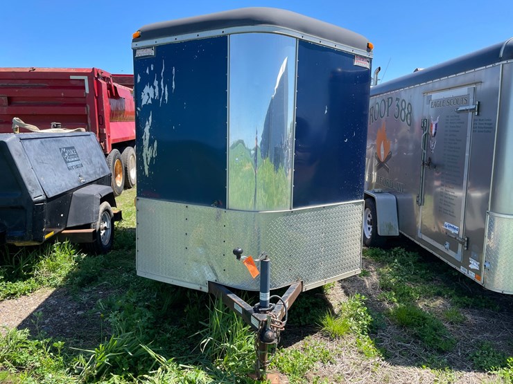 #7056-•-2008-forest-river-enclosed-trailer-(deerbrook,-wi)-image-2