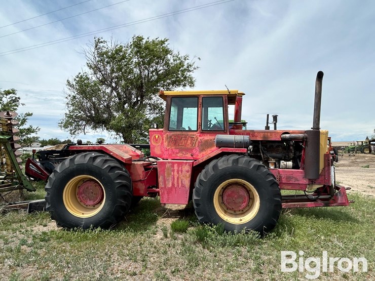 1976-versatile-850-image-4
