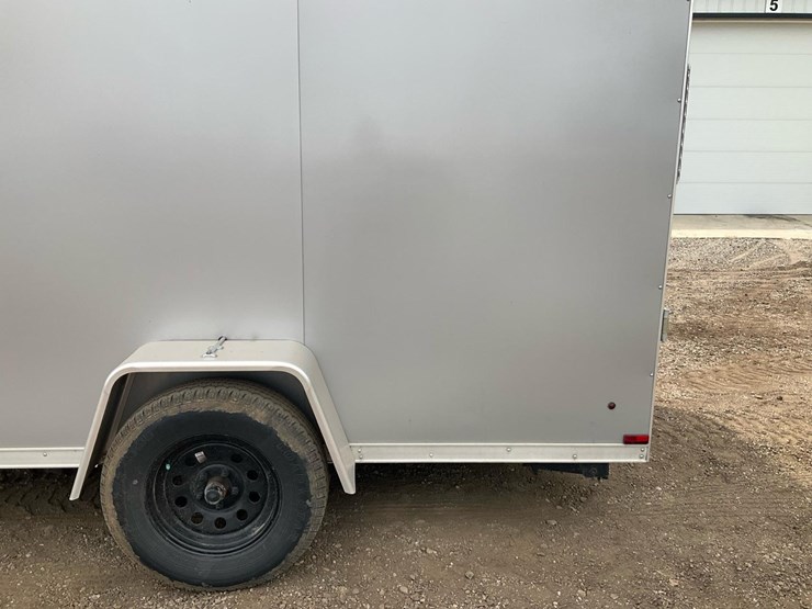 2024-haulin-31'-x-102"-image-19
