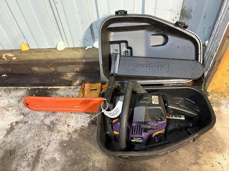 poulan-wild-thing-chainsaw-w/case-image-1