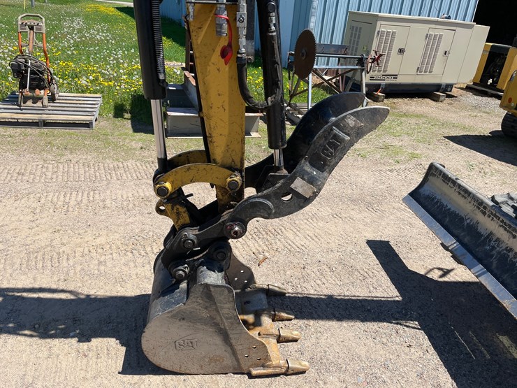 caterpillar-303.5e2-cr-image-15