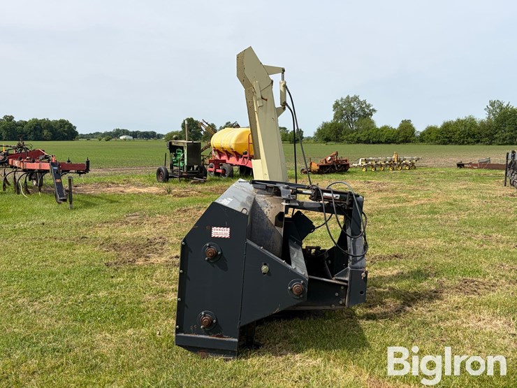 buhler-/-allied-9620-snowblower-image-8