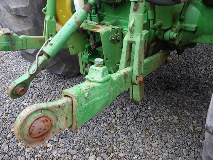 john-deere-210-image-26