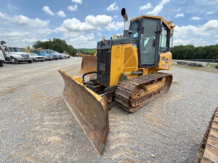 deere-650k-xlt-image-1