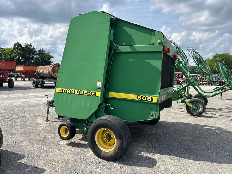 john-deere-566-image-2
