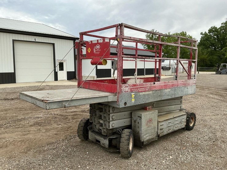 #1301-•-mec-254ht-scissor-lift-image-7