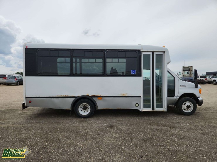2007-ford-e350-image-7