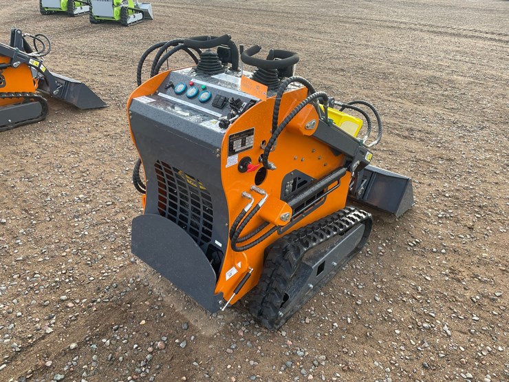 #2004-•-unused-2026-landhonor-mini-skid-steer-loader-image-3