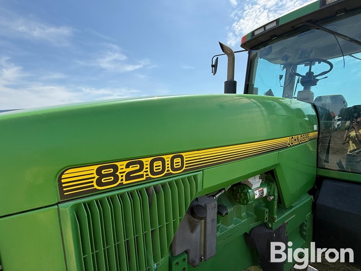 1995-john-deere-8200-image-11