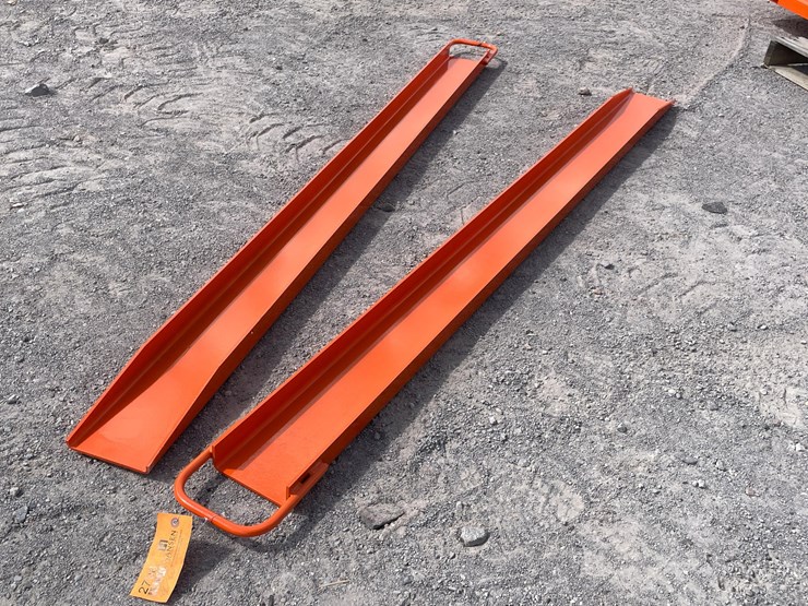 #2796-•-unused-2026-wolverine-skid-steer-pallet-fork-extensions-image-1