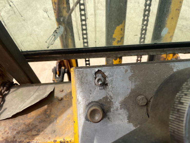 #302-•-liftmaster-rough-terrain-forklift-(boyceville-wi)-image-54