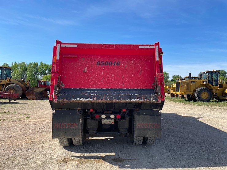 2019-kenworth-t880-image-6