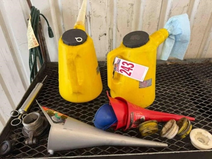 misc.-oil-fill-jugs,-funnels-image-1