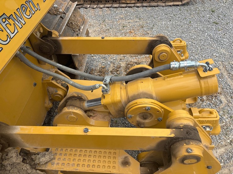 caterpillar-d4-lgp-image-12