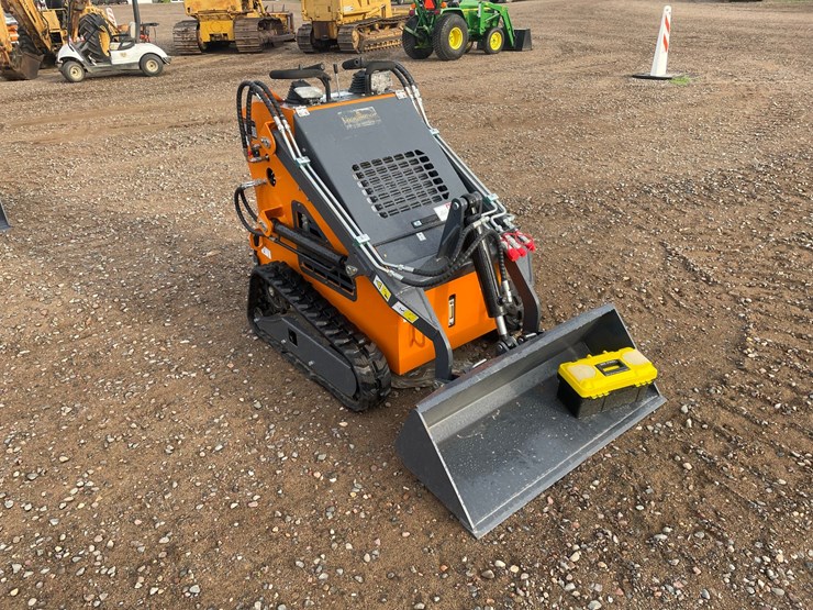 #2002-•-unused-2026-landhonor-mini-skid-steer-loader-image-1