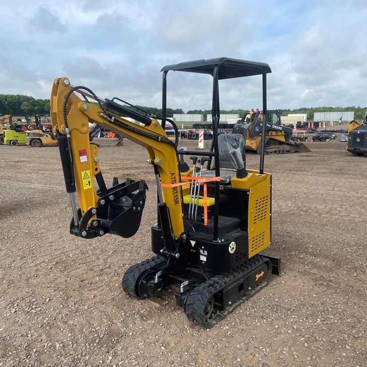 #2038 • 2026 CFG H13R Mini Excavator