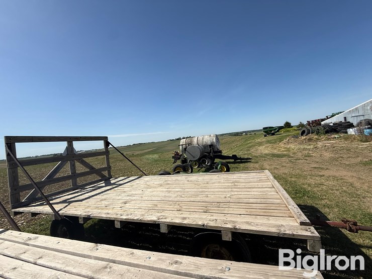 16'-hay-rack-on-westendorf-running-gear-image-4